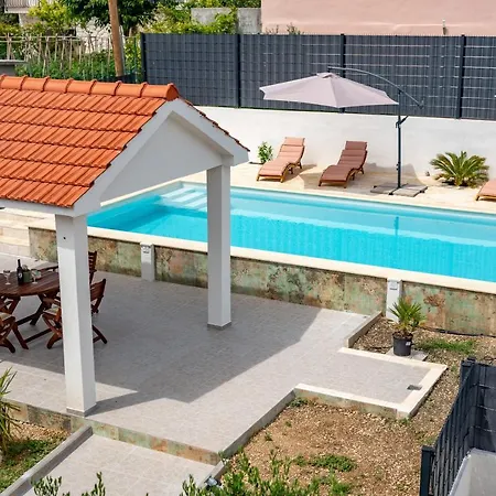 Mattanna With Private Pool And 2 Electric Bicycles