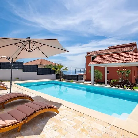 Villa Mattanna With Private Pool And 2 Electric Bicycles *