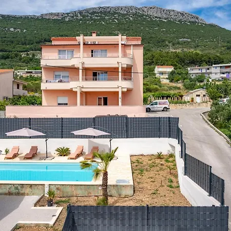 Mattanna With Private Pool And 2 Electric Bicycles *