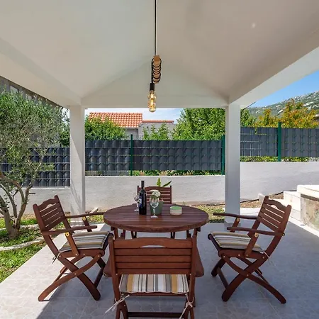 Mattanna With Private Pool And 2 Electric Bicycles Kaštel Stari