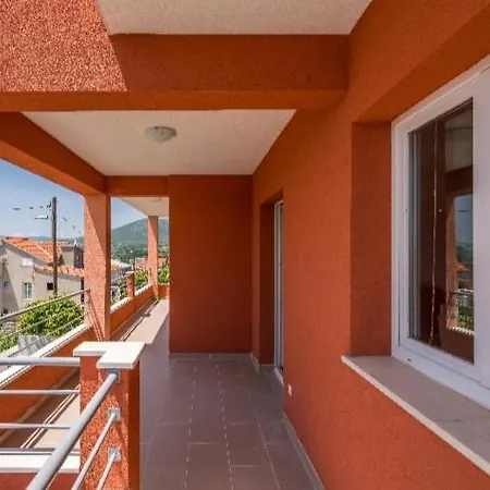 Villa Mattanna With Private Pool And 2 Electric Bicycles Kaštel Stari